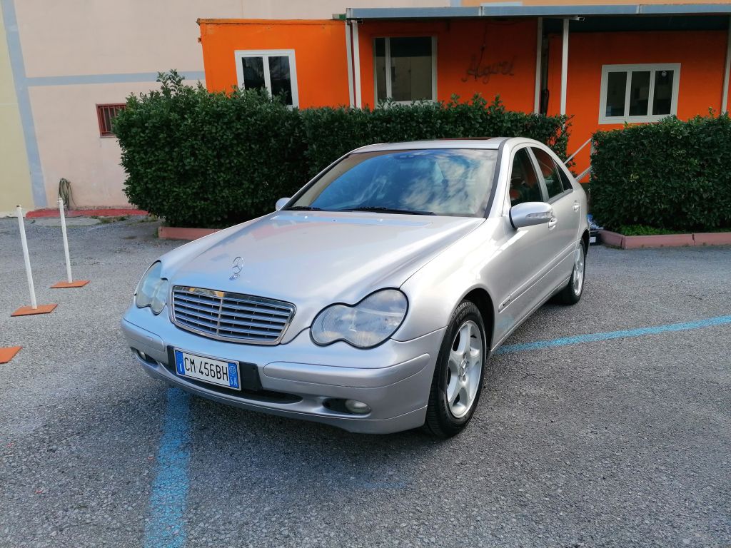 MERCEDES-BENZ C 220 cdi 