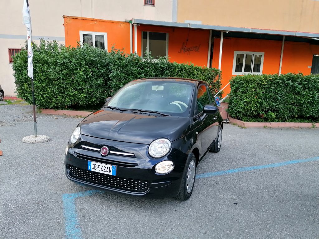 FIAT 500 1.0 hybrid 